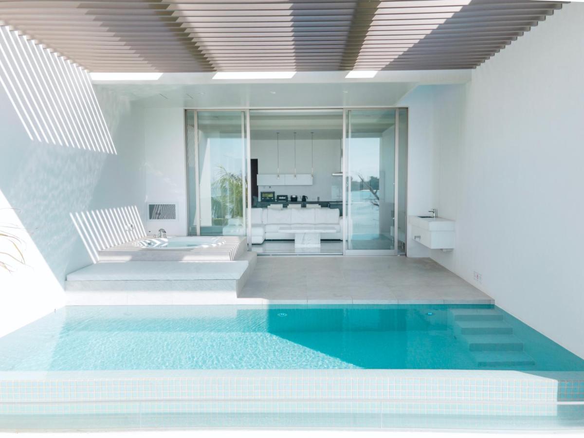 Villa Valiosa On The Beach Onna Dış mekan fotoğraf